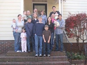Kathy & Tom with their 7 children and their families